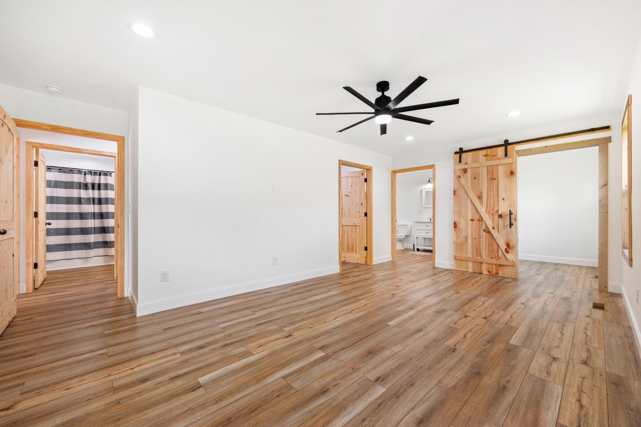 290 Foothills Road Pikeville, TN 37367 - Photo 32 of 53 Gallery Image 32