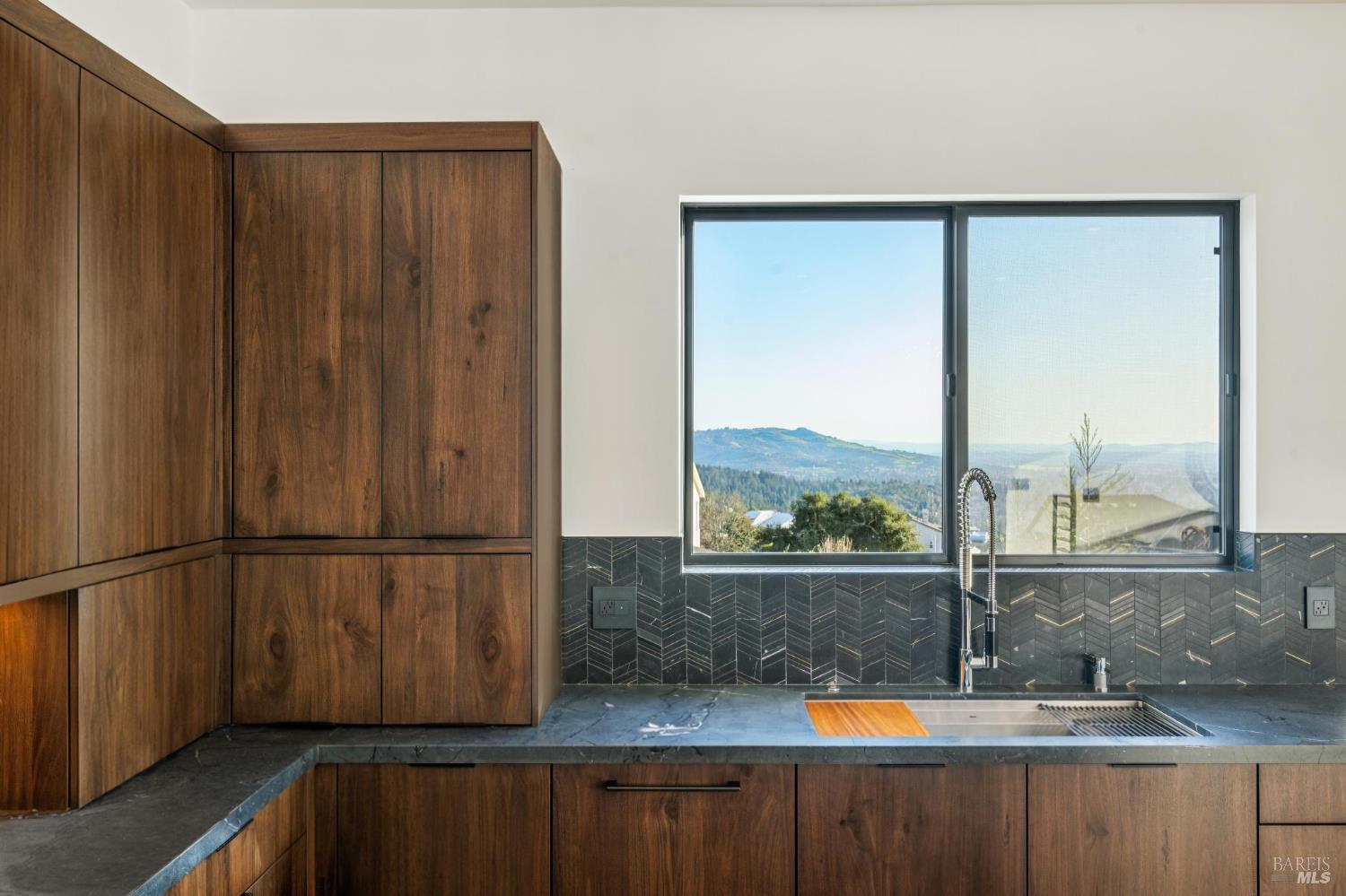 2156 Wedgewood Way Santa Rosa, CA 95404 - Photo 21 of 67