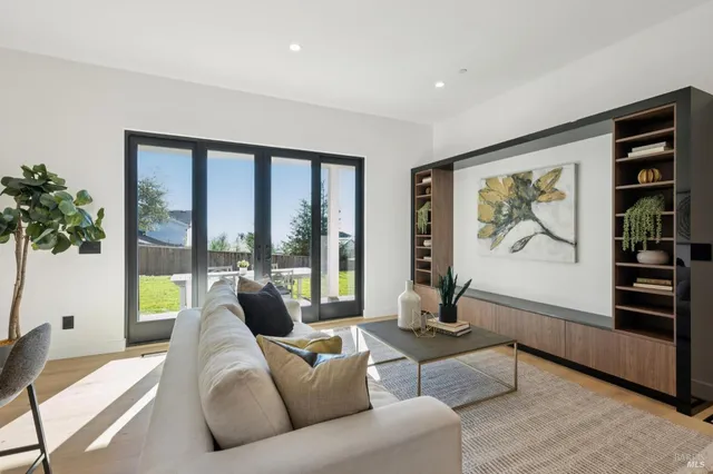 $2,150,000 | 2156 Wedgewood Way, Santa Rosa, CA 95404