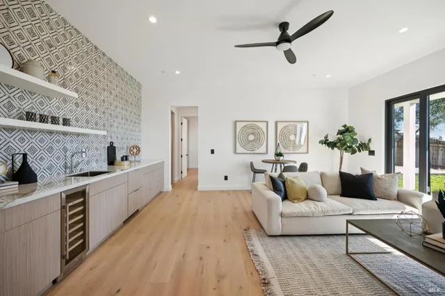 $2,150,000 | 2156 Wedgewood Way, Santa Rosa, CA 95404