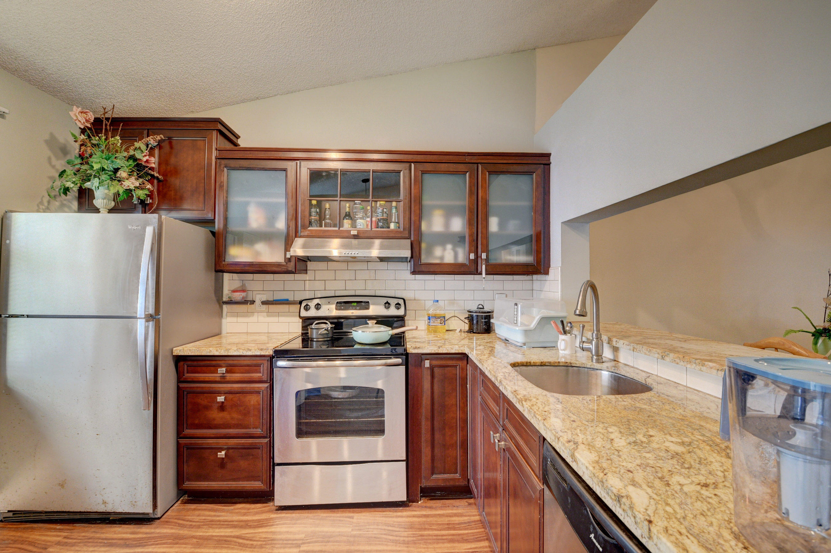 22136 Palms Way, Unit 206 Boca Raton, FL 33433 - Photo 8 of 30 06_dsc_10001 (89)_90)_91)_92)_93)