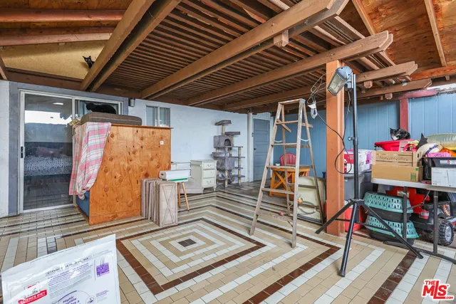 $1,550,000 | 1807 North Van Ness Avenue, Los Angeles, CA 90028