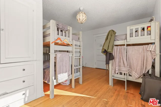 $1,550,000 | 1807 North Van Ness Avenue, Los Angeles, CA 90028