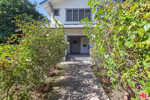 $1,550,000 | 1807 North Van Ness Avenue, Los Angeles, CA 90028