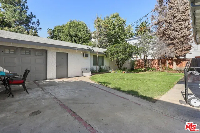 $1,550,000 | 1807 North Van Ness Avenue, Los Angeles, CA 90028
