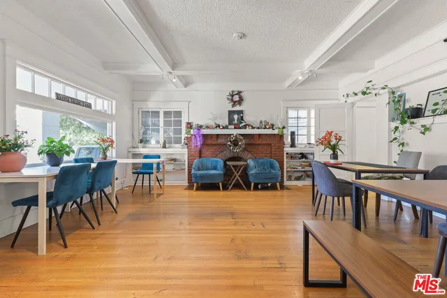 $1,550,000 | 1807 North Van Ness Avenue, Los Angeles, CA 90028