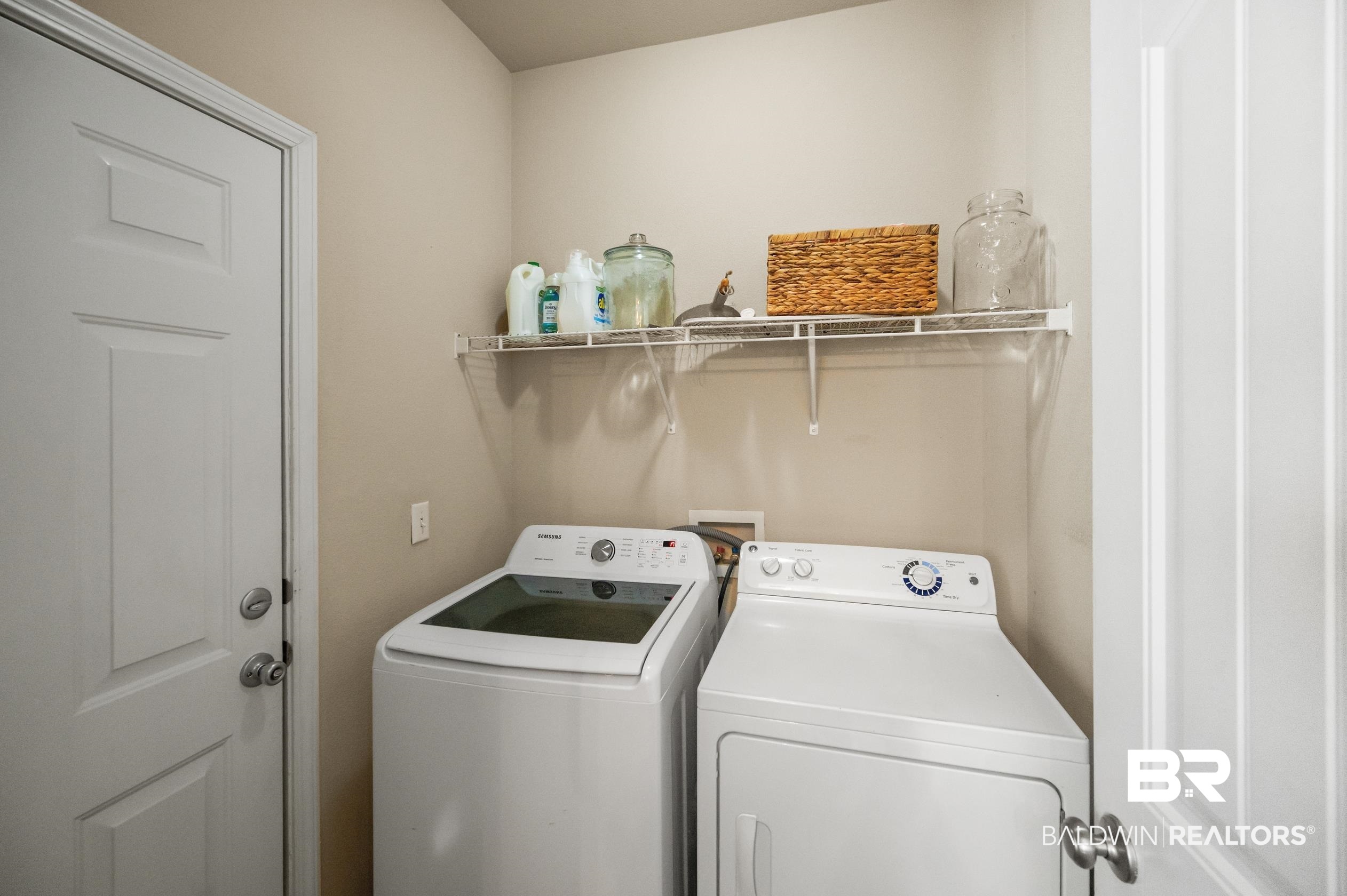 745 Bonaventure Street Fairhope, AL 36532 - Photo 23 of 36 Laundry room featuring independent washer and dryer