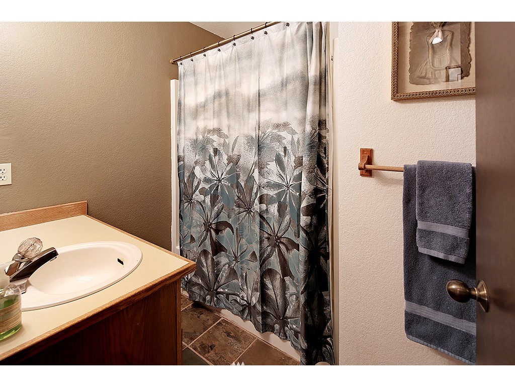 3716 Southwest Austin Street Seattle, WA 98126 - Photo 13 of 21 Gallery Image 13