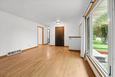 $430,000 | 1606 Frisch Road, Madison, WI 53711
