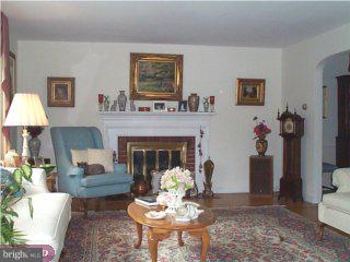 2804 North Kent Road Broomall, PA 19008 - Photo 4 of 5 Gallery Image 4