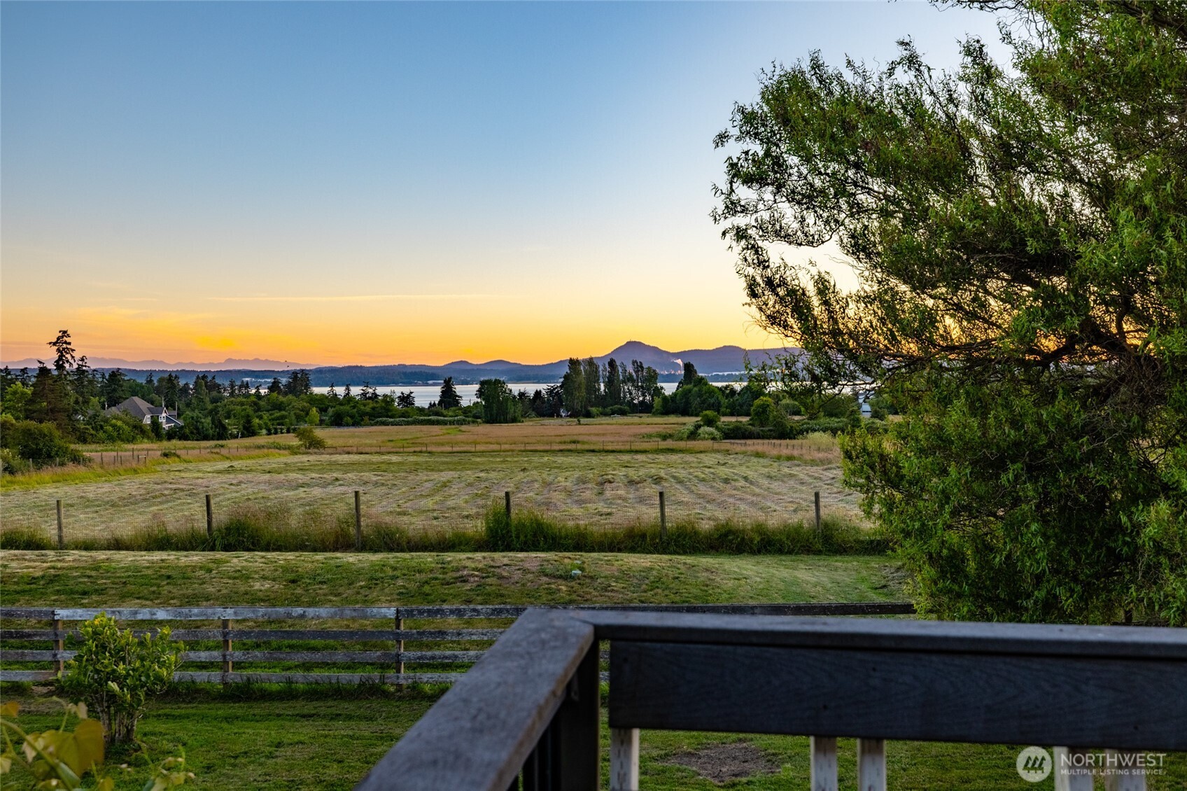 13187 Rector Road Mount Vernon, WA 98273 - Photo 4 of 40