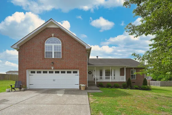 $525,000 | 1004 Kiser Avenue, Hendersonville, TN 37075