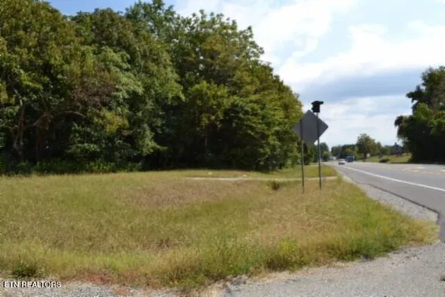 $249,900 | 1046 Livingston Highway, Byrdstown, TN 38549