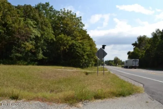 $249,900 | 1046 Livingston Highway, Byrdstown, TN 38549