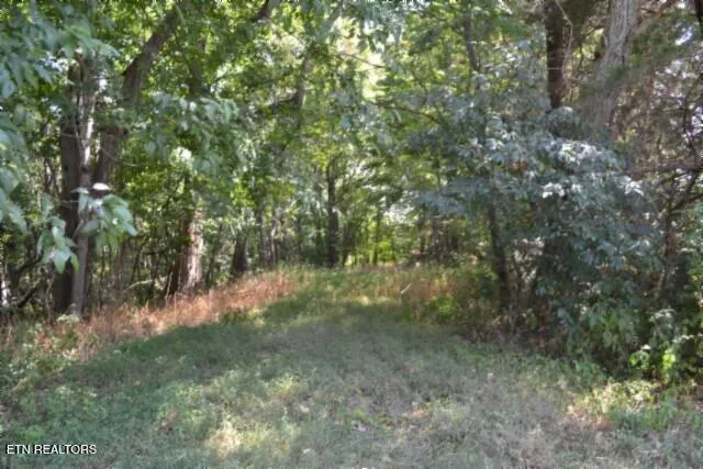 $249,900 | 1046 Livingston Highway, Byrdstown, TN 38549