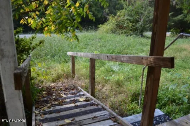 $249,900 | 1046 Livingston Highway, Byrdstown, TN 38549