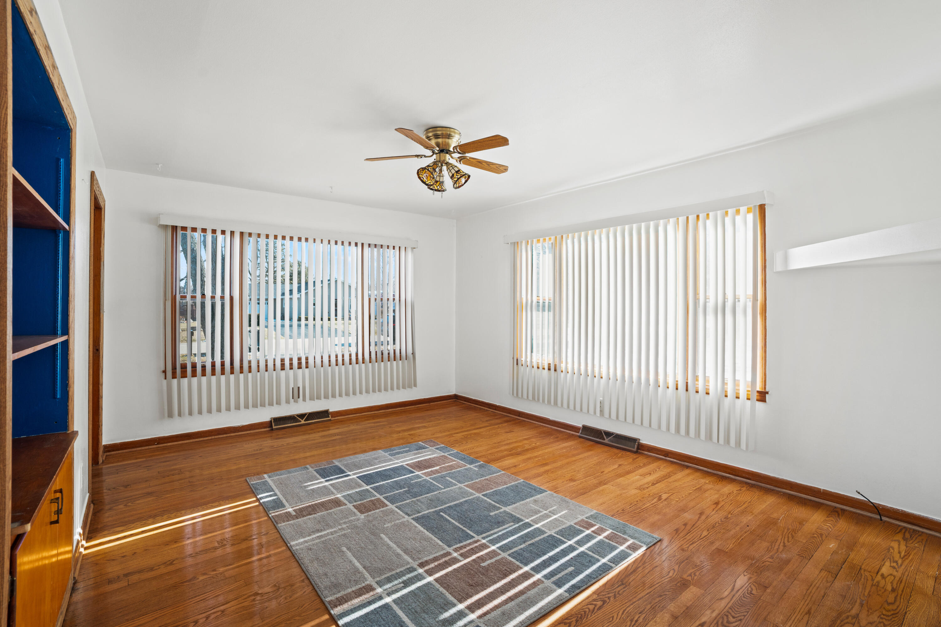 6 Timmer Lane Mount Pleasant, WI 53406 - Photo 6 of 30 LR w/ HW Floor