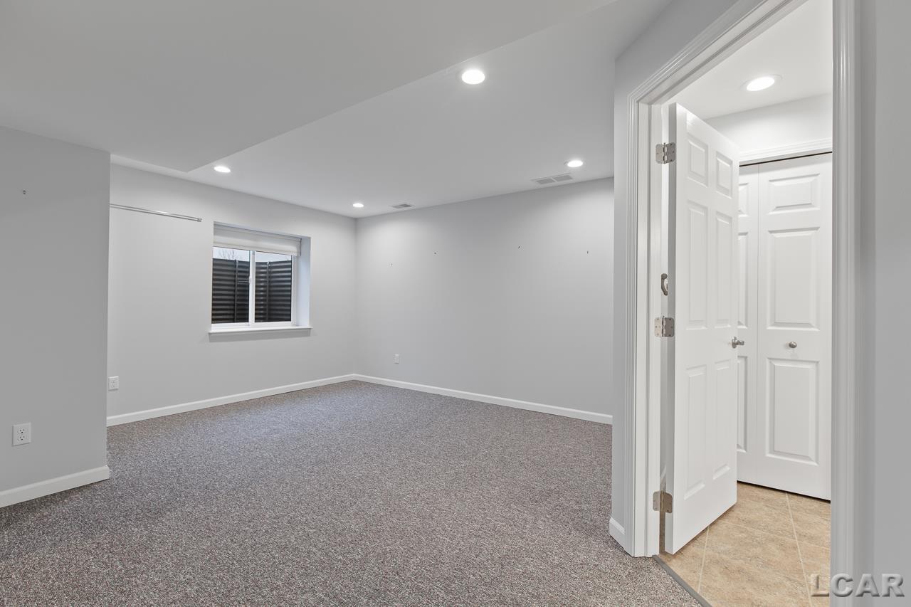 634 Ridge Lane, Unit 42B Tecumseh, MI 49286 - Photo 26 of 37