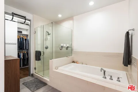 $1,785,000 | 3111 Vía Dolce, Unit 404, Marina del Rey, CA 90292