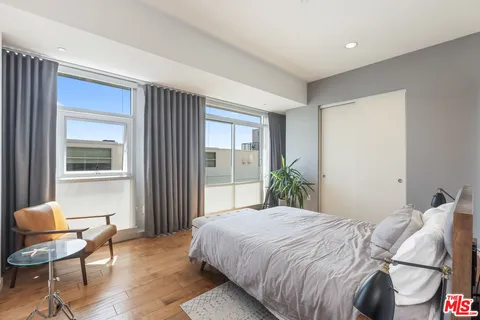 $1,785,000 | 3111 Vía Dolce, Unit 404, Marina del Rey, CA 90292