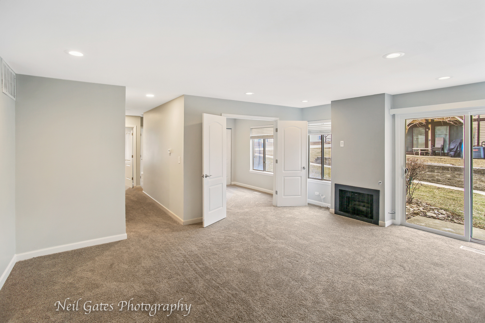 397 Springlake Lane, Unit B Aurora, IL 60504 - Photo 4 of 23