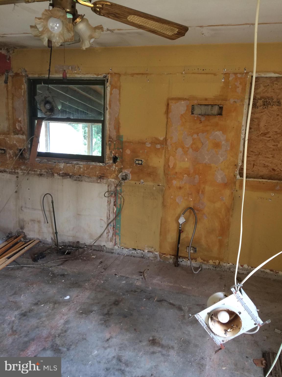 16 Minnehaha Road Somerdale, NJ 08083 - Photo 3 of 10 Gallery Image 3