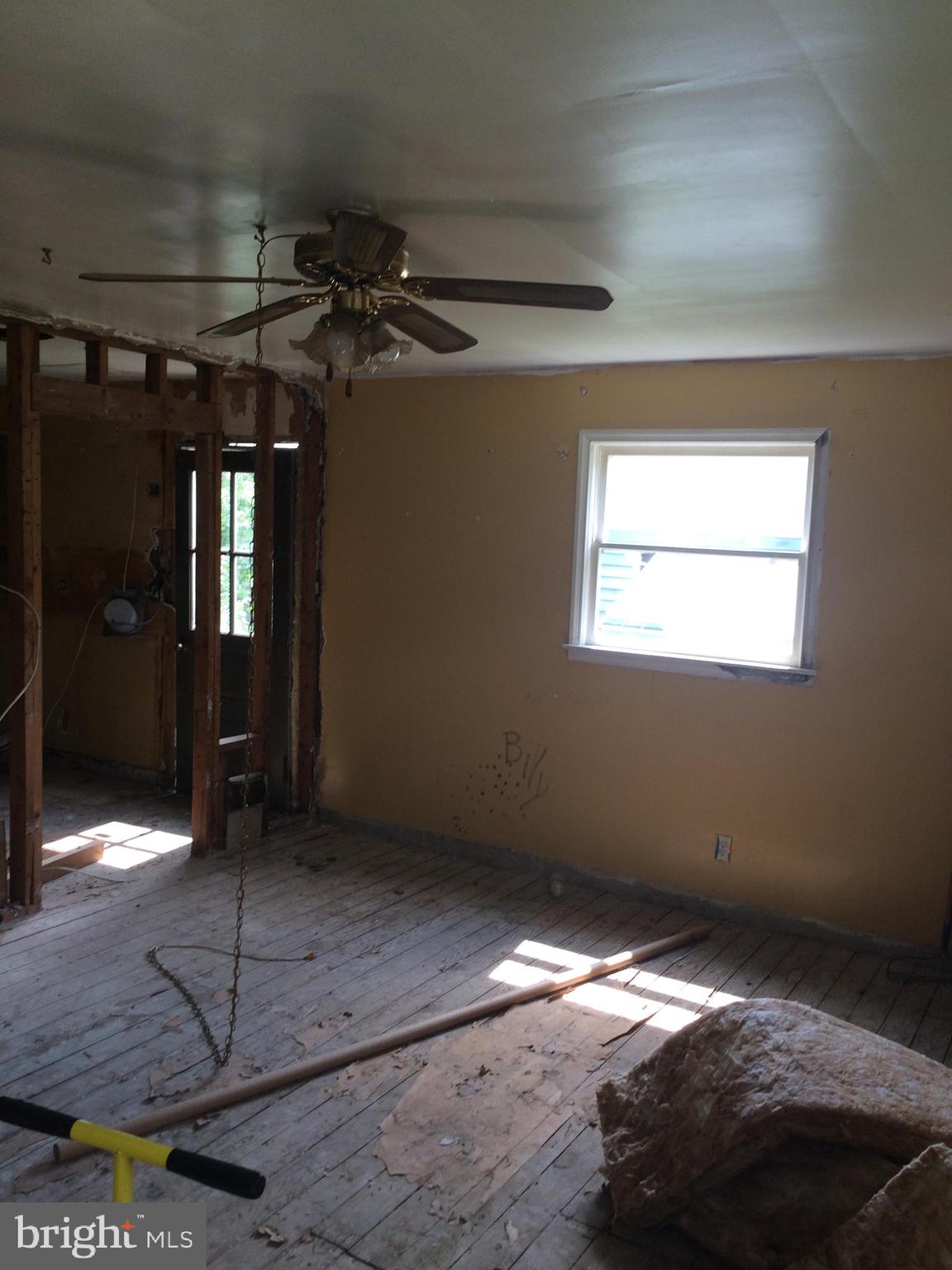 16 Minnehaha Road Somerdale, NJ 08083 - Photo 8 of 10 Gallery Image 8