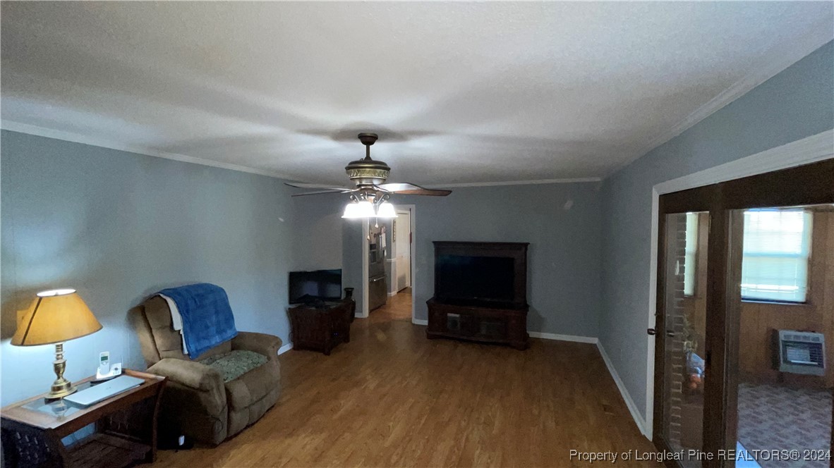 1424 Pope Road Clinton, NC 28328 - Photo 5 of 30 Gallery Image 5