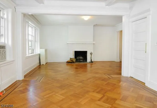 $3,850 | 61 South Fullerton Avenue, Montclair, NJ 07042