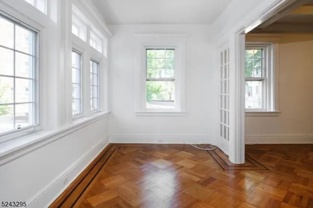 $3,850 | 61 South Fullerton Avenue, Montclair, NJ 07042