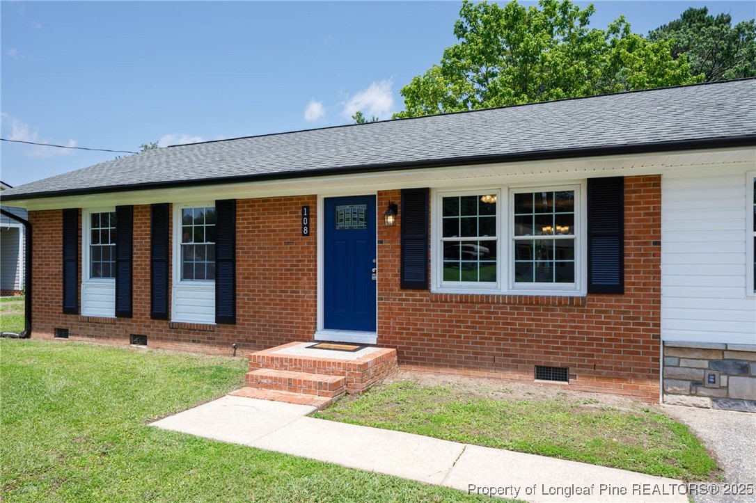 108 Pine Street Dunn, NC 28334 - Photo 2 of 25