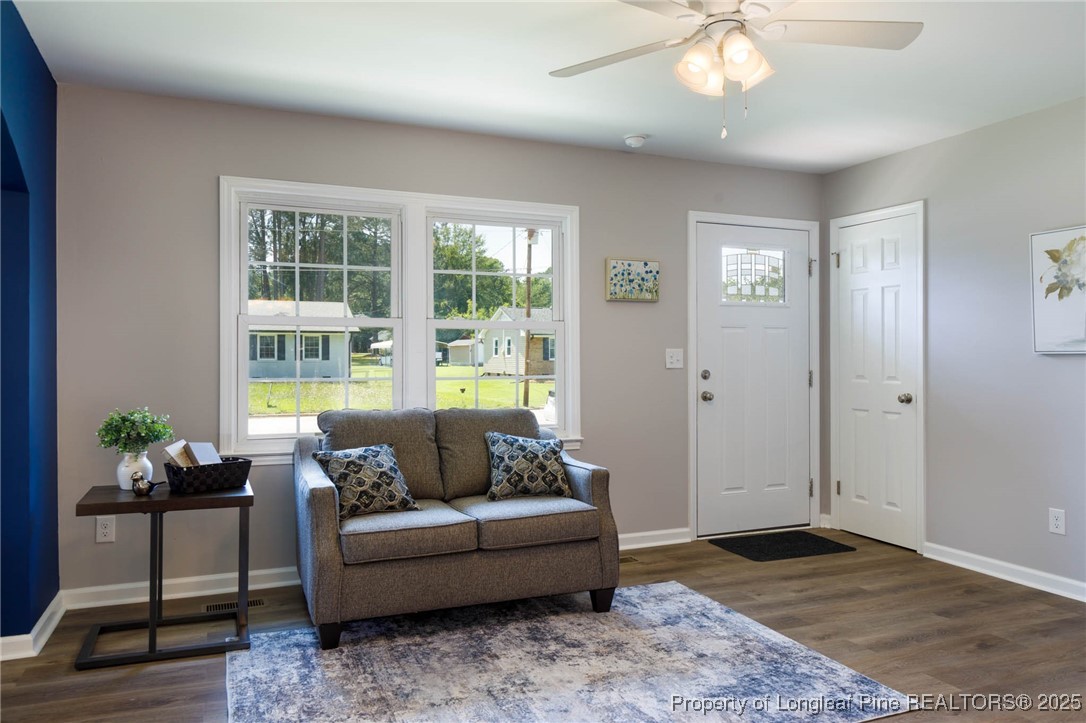 108 Pine Street Dunn, NC 28334 - Photo 10 of 25