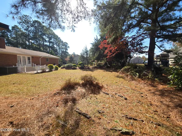 $230,000 | 1703 Lake Drive, Laurinburg, NC 28352