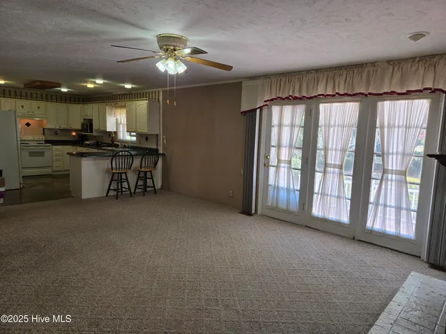 $230,000 | 1703 Lake Drive, Laurinburg, NC 28352