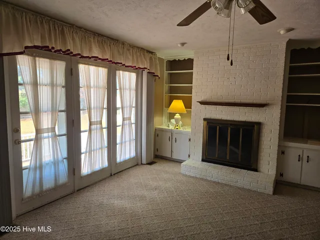 $230,000 | 1703 Lake Drive, Laurinburg, NC 28352