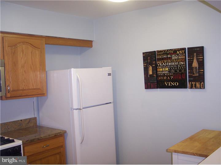 11937 Farwell Road Philadelphia, PA 19154 - Photo 8 of 24 Gallery Image 8