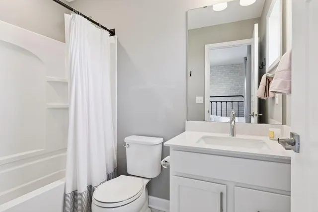 $895,000 | 6426 Agate Trail, Inver Grove Heights, MN 55077