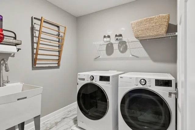 $895,000 | 6426 Agate Trail, Inver Grove Heights, MN 55077