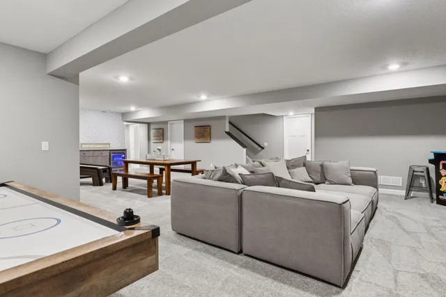 $895,000 | 6426 Agate Trail, Inver Grove Heights, MN 55077