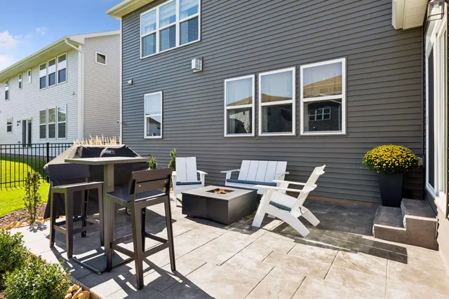 $895,000 | 6426 Agate Trail, Inver Grove Heights, MN 55077