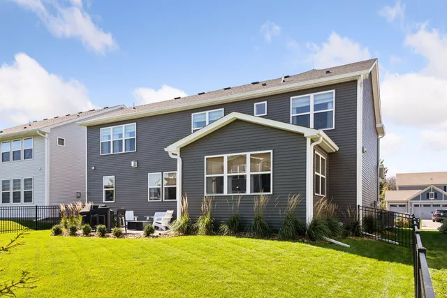 $895,000 | 6426 Agate Trail, Inver Grove Heights, MN 55077