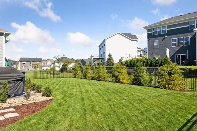 $895,000 | 6426 Agate Trail, Inver Grove Heights, MN 55077