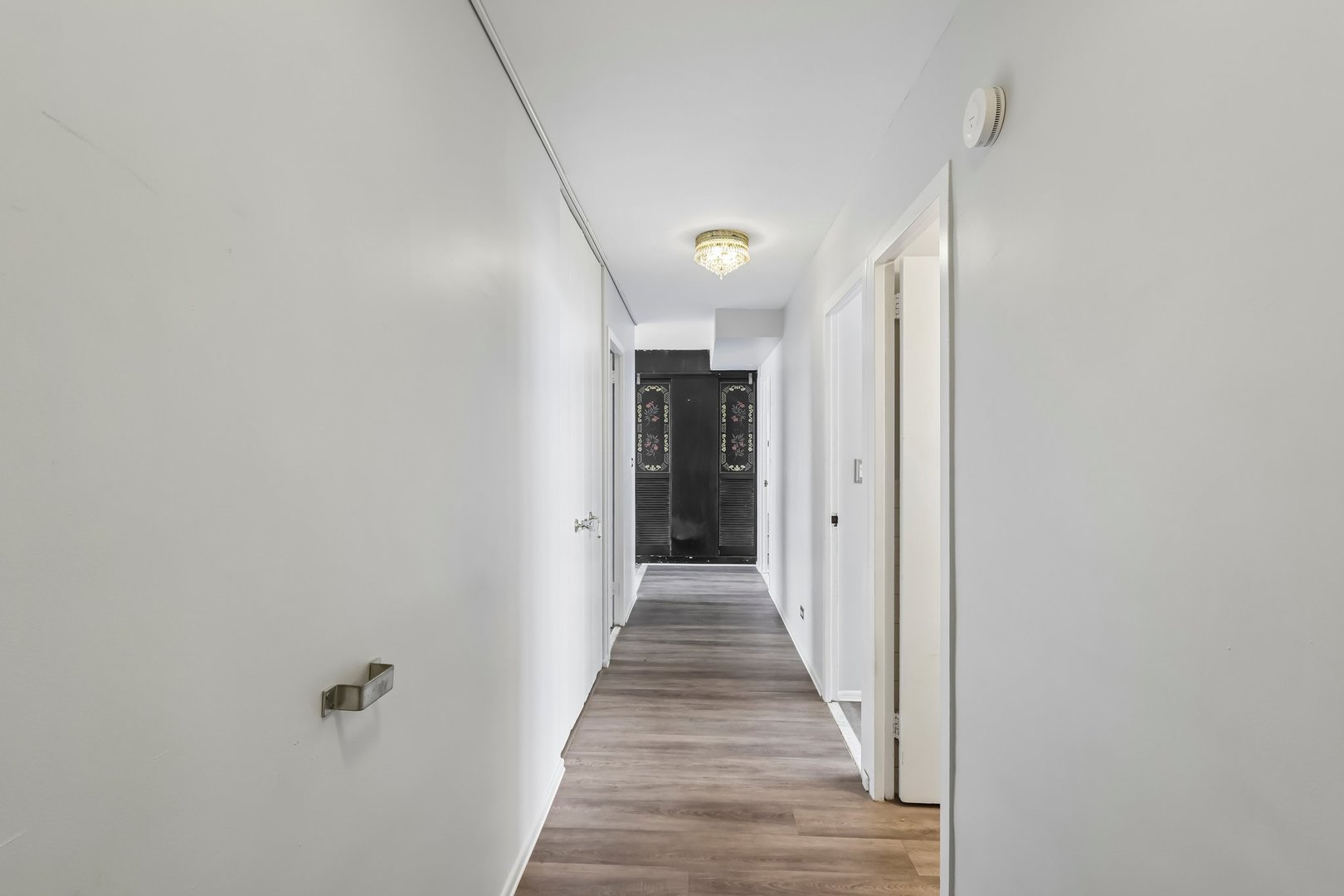 6301 North Sheridan Road, Unit 24E Chicago, IL 60660 - Photo 9 of 21