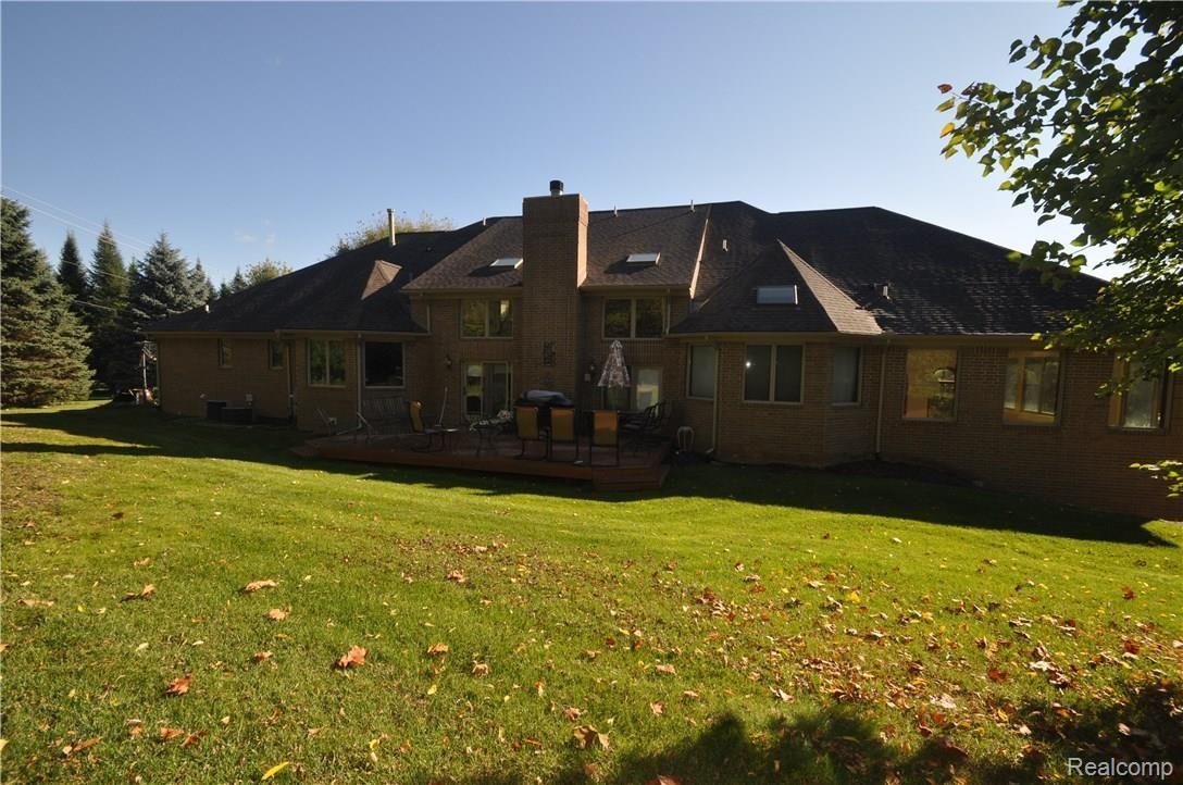4540 Valley View Point Rochester, MI 48306 - Photo 49 of 54 DSC_0150.JPG