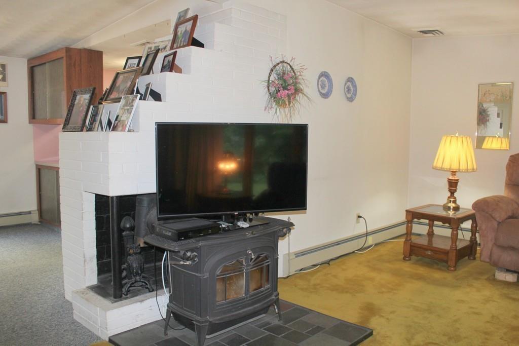 32 Swanson Road Framingham, MA 01701 - Photo 12 of 35
