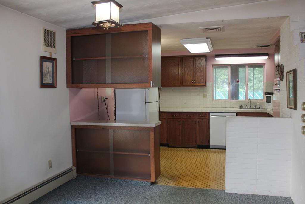 32 Swanson Road Framingham, MA 01701 - Photo 5 of 35