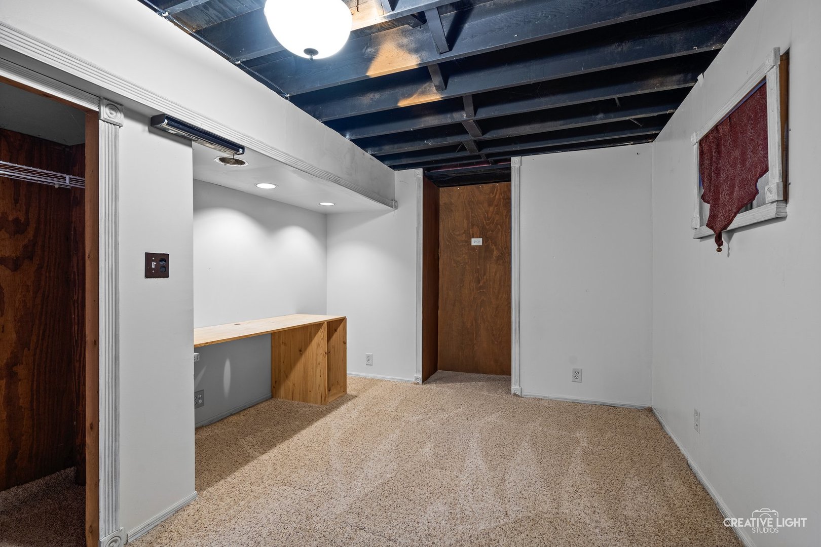 722 Burton Drive Batavia, IL 60510 - Photo 22 of 35 a view of entryway