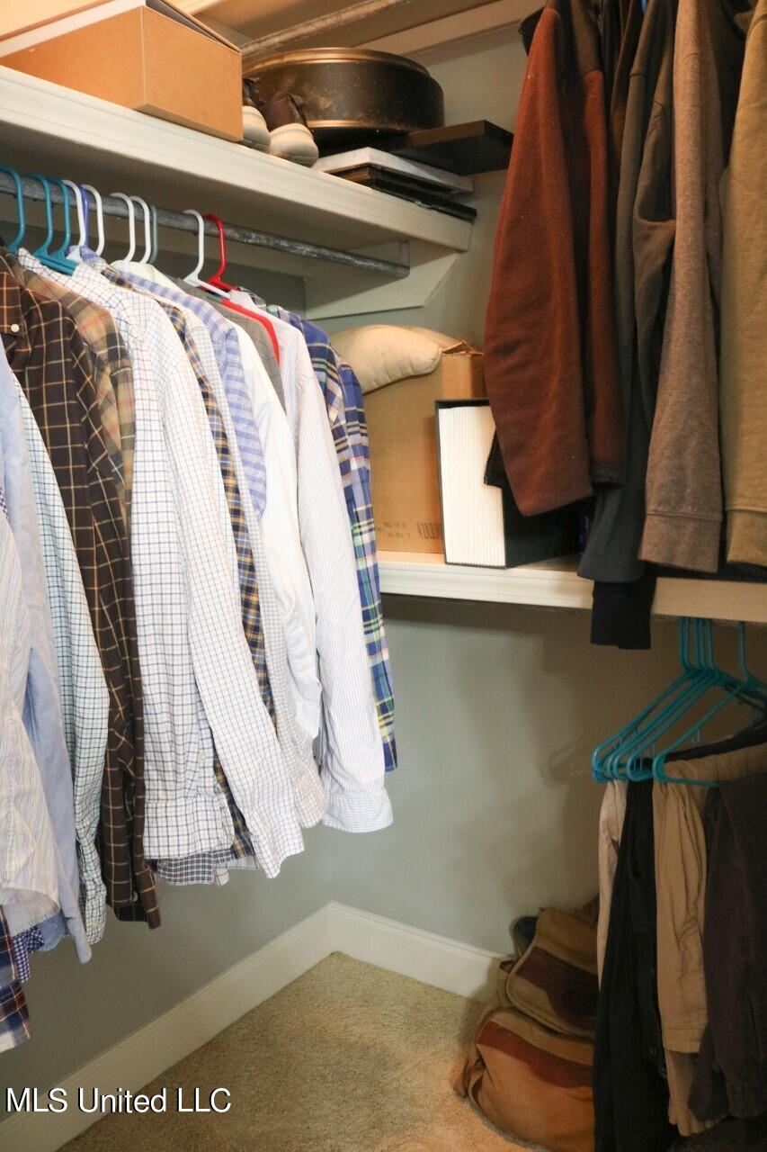 101 Memory Lane Madison, MS 39110 - Photo 7 of 14 hiscloset