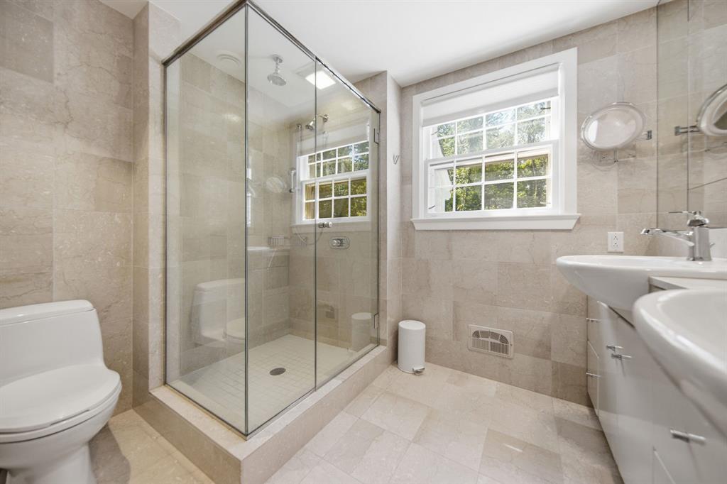 217 Scaife Road Sewickley, PA 15143 - Photo 35 of 46 Full Bath Upper Level