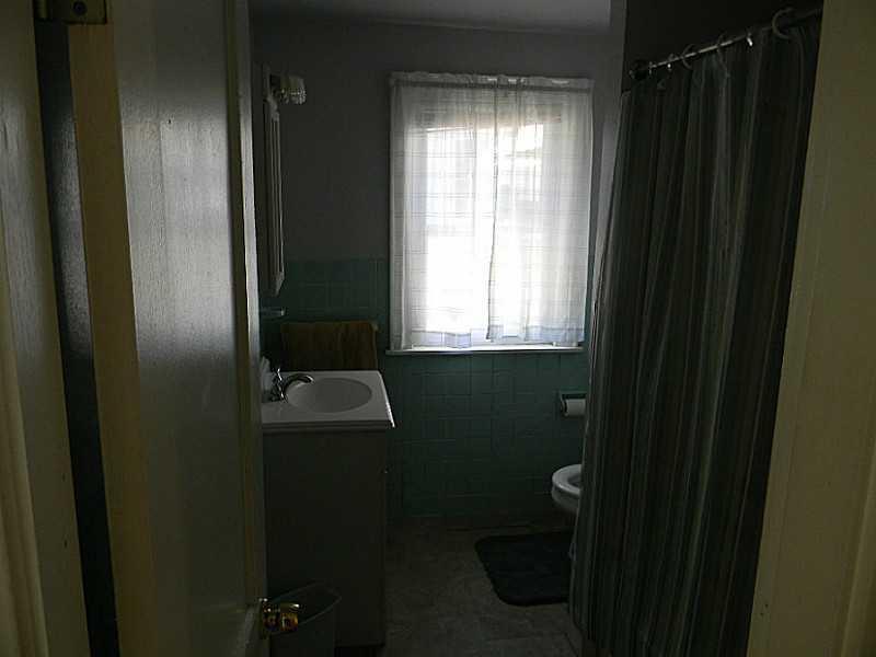 37 Inverness Street Portland, ME 04103 - Photo 15 of 23 Bathroom.